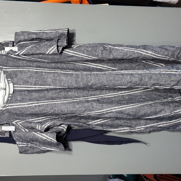 Abound cold shoulder dress - Picture 2 of 7